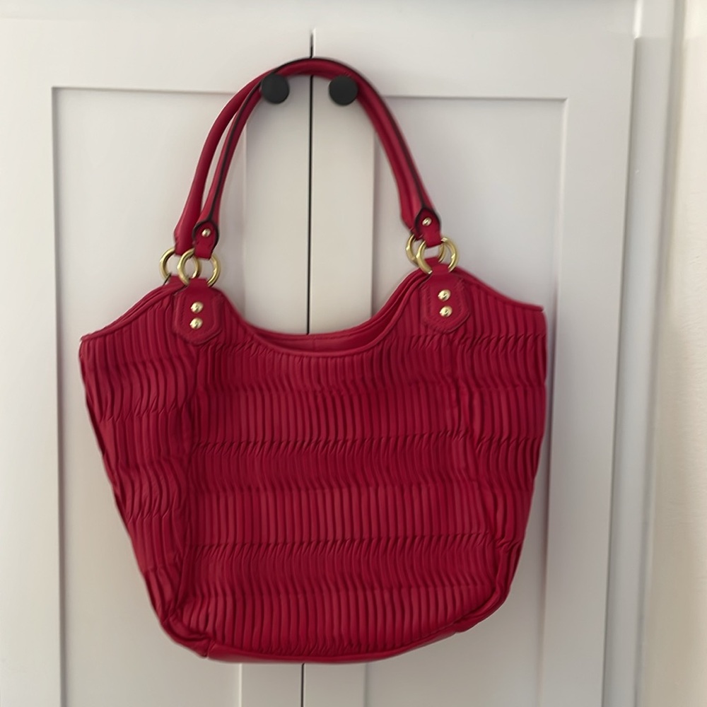 Coach red handbag - Picture 2 of 4